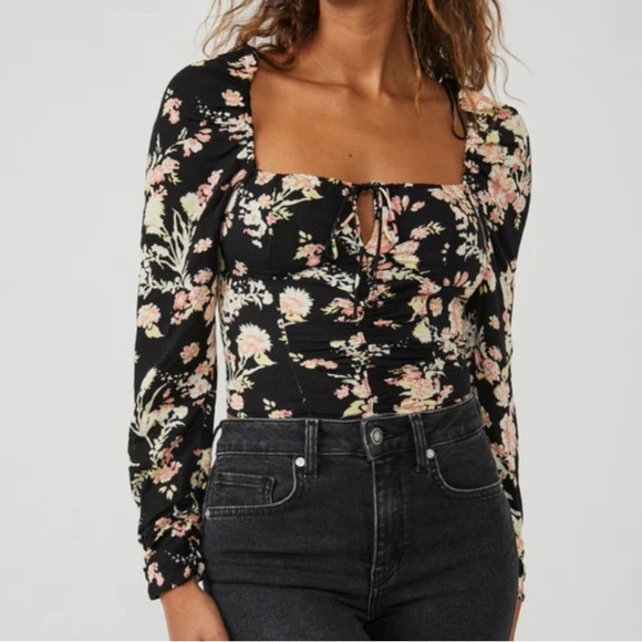 Free People Tops - Free People Hilary Floral Print Top - 095